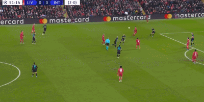 克尔费尔德：成为首位单场对诺伊尔打进两个点球的人？太棒了